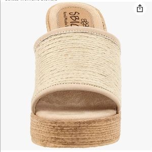 Sbicca platform wedge display model